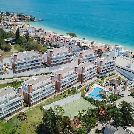Punta Blu 102-9 - Apartamento De Alto Padrao Em Condominio Exclusivo, Quadra Poliesportiva - Piscina - Portaria 24H. Bombinhas Exterior foto
