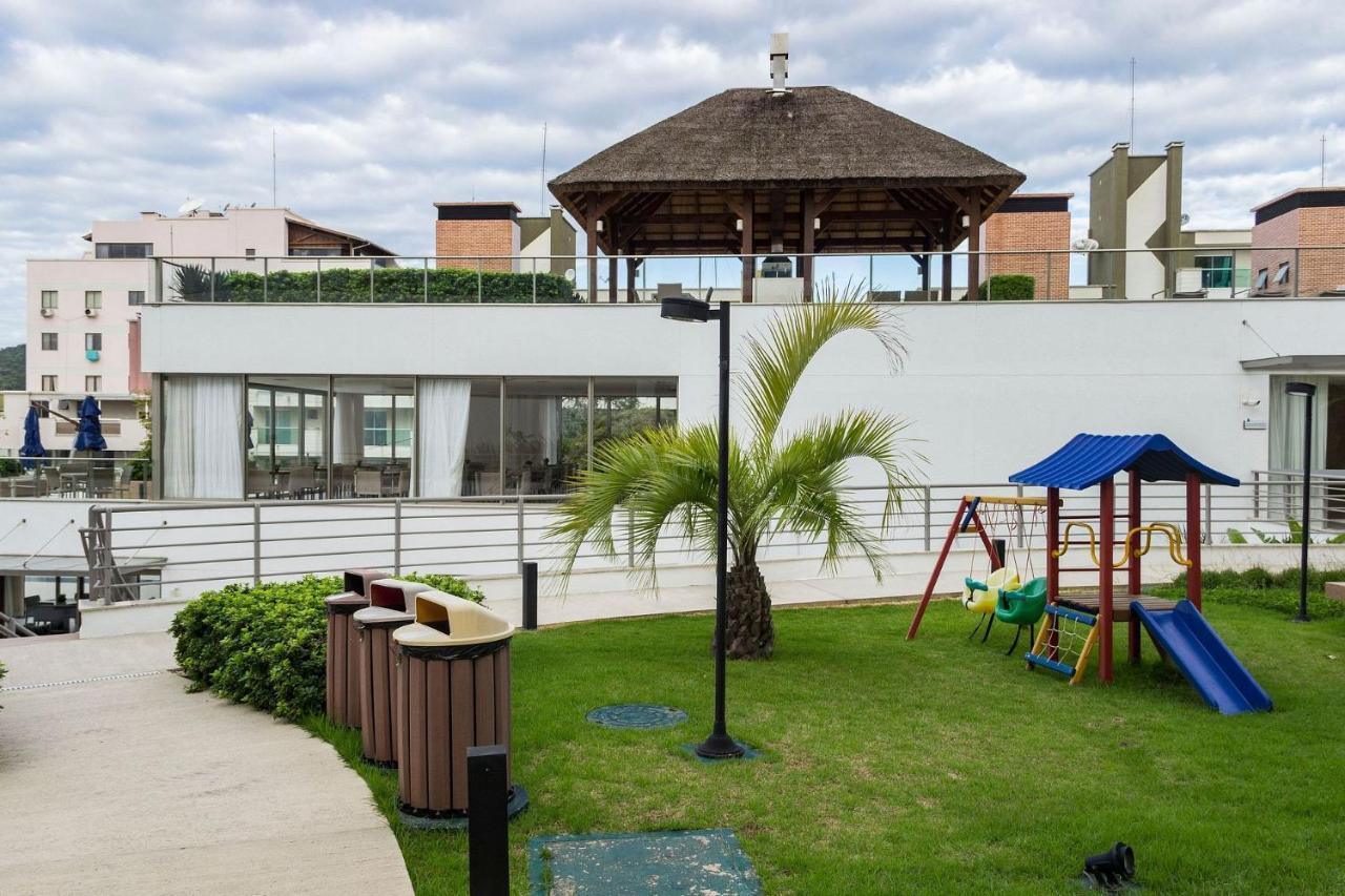 Punta Blu 102-9 - Apartamento De Alto Padrao Em Condominio Exclusivo, Quadra Poliesportiva - Piscina - Portaria 24H. Bombinhas Exterior foto