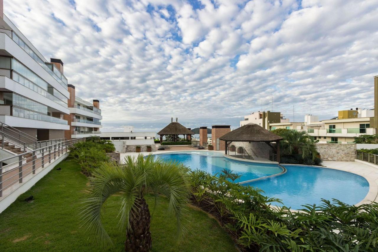 Punta Blu 102-9 - Apartamento De Alto Padrao Em Condominio Exclusivo, Quadra Poliesportiva - Piscina - Portaria 24H. Bombinhas Exterior foto